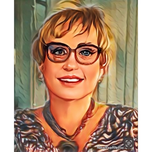 Meet your Posher, Lee Ann - Picture 2 of 10